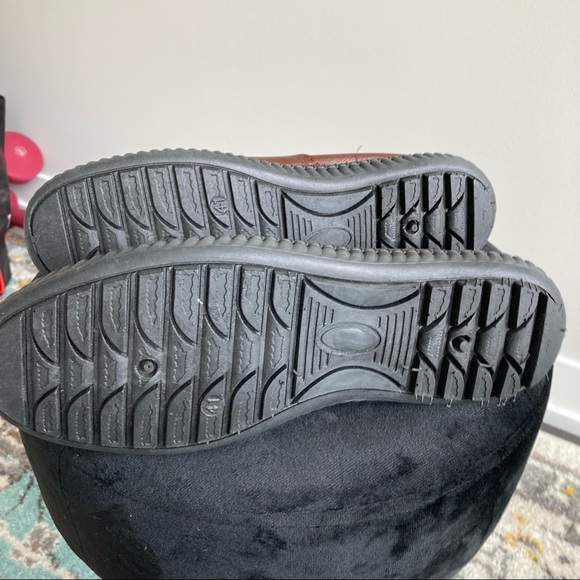 👞NWOT Men's Lightweight Brown Loafers in Size 41 👞 - Picture 2 of 4